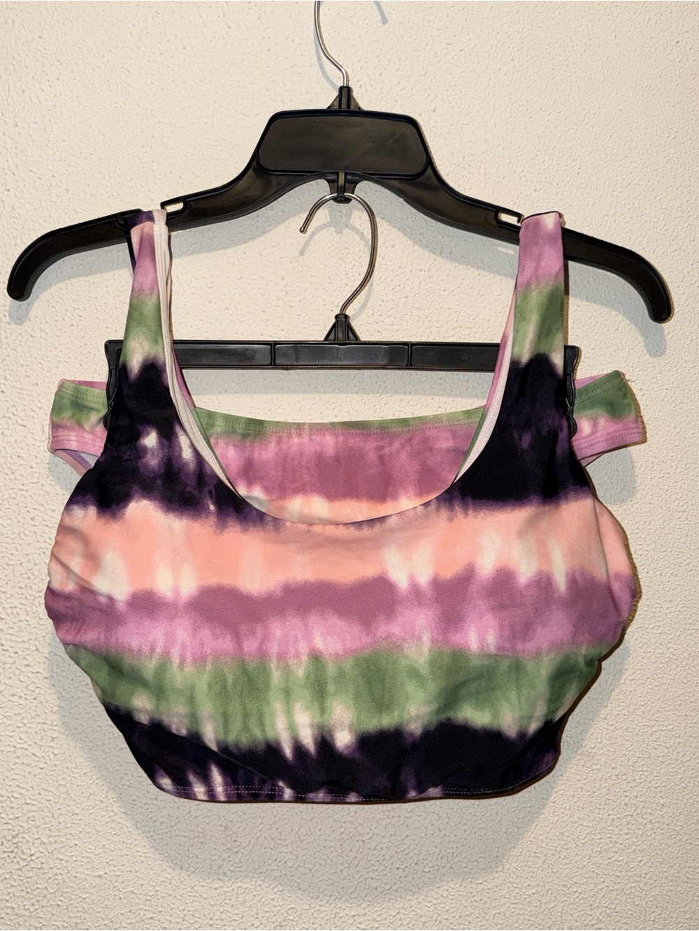 True Craft Tie-Dye Scoop Neck Crop Top in Pink, Green & Black